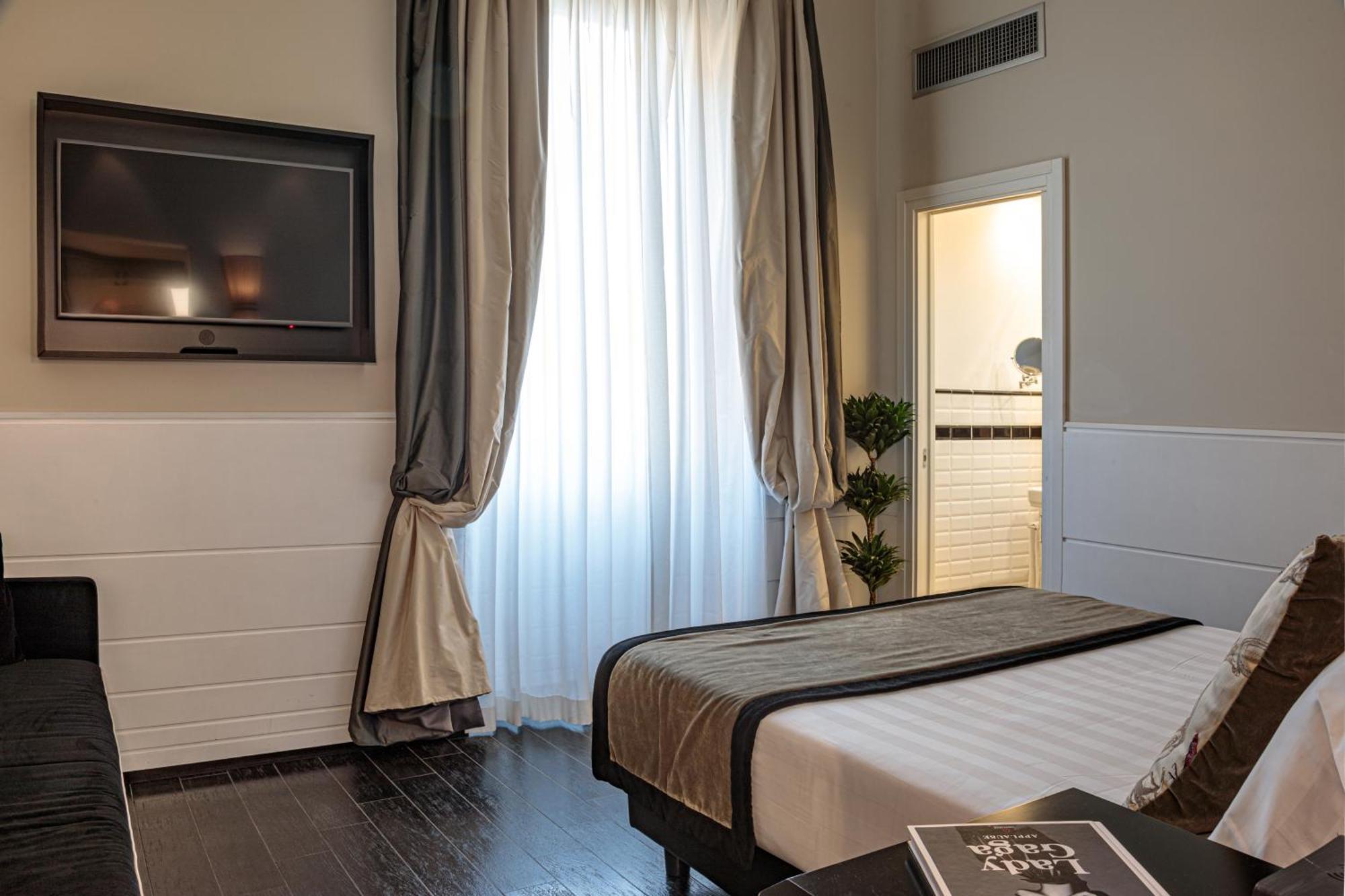 The Independent Suites Roma Ngoại thất bức ảnh