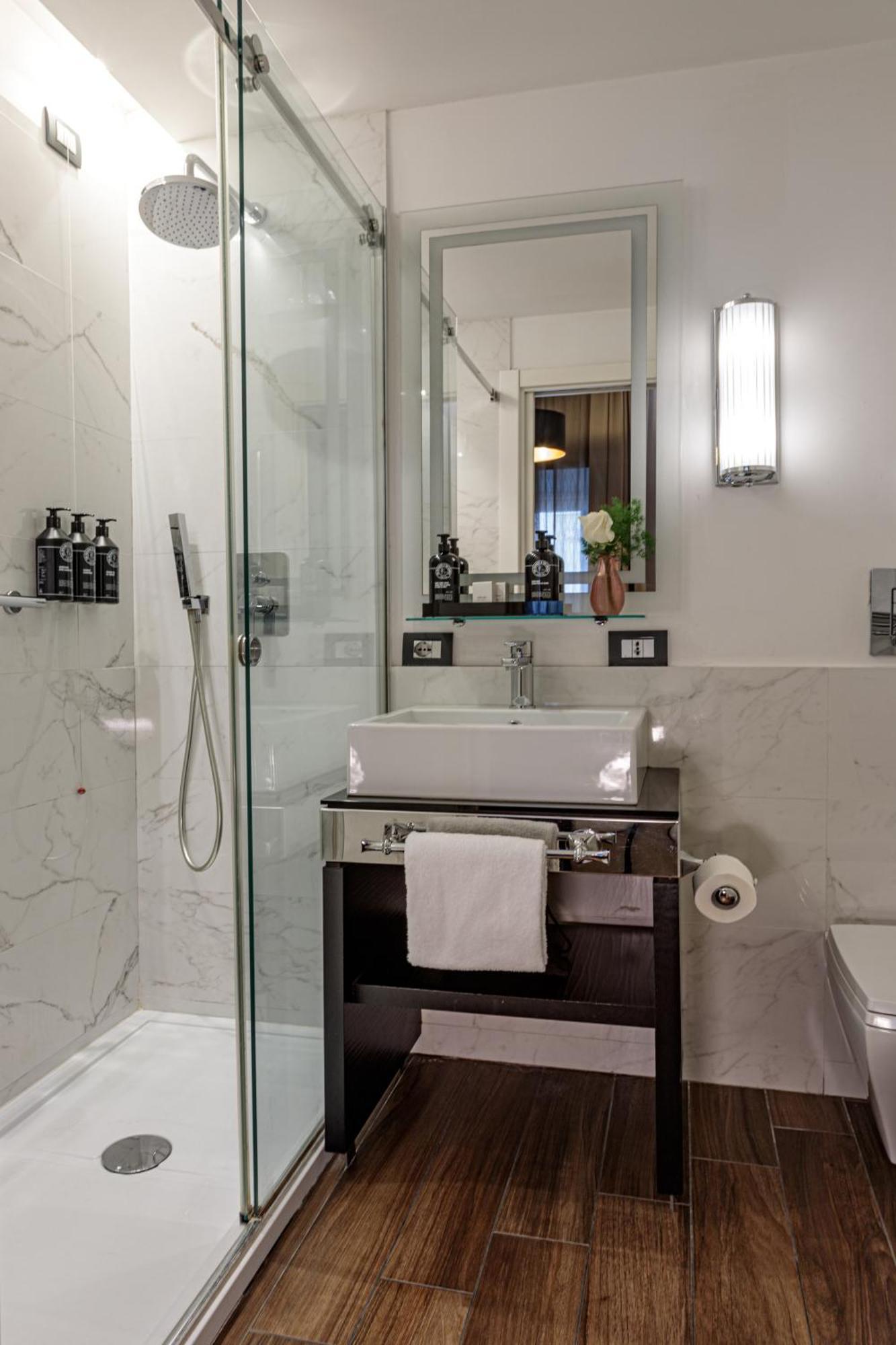 The Independent Suites Roma Phòng bức ảnh